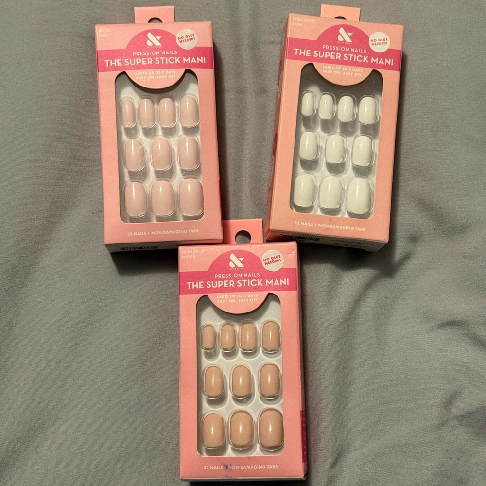 Press-On Nails - Pink and Cream